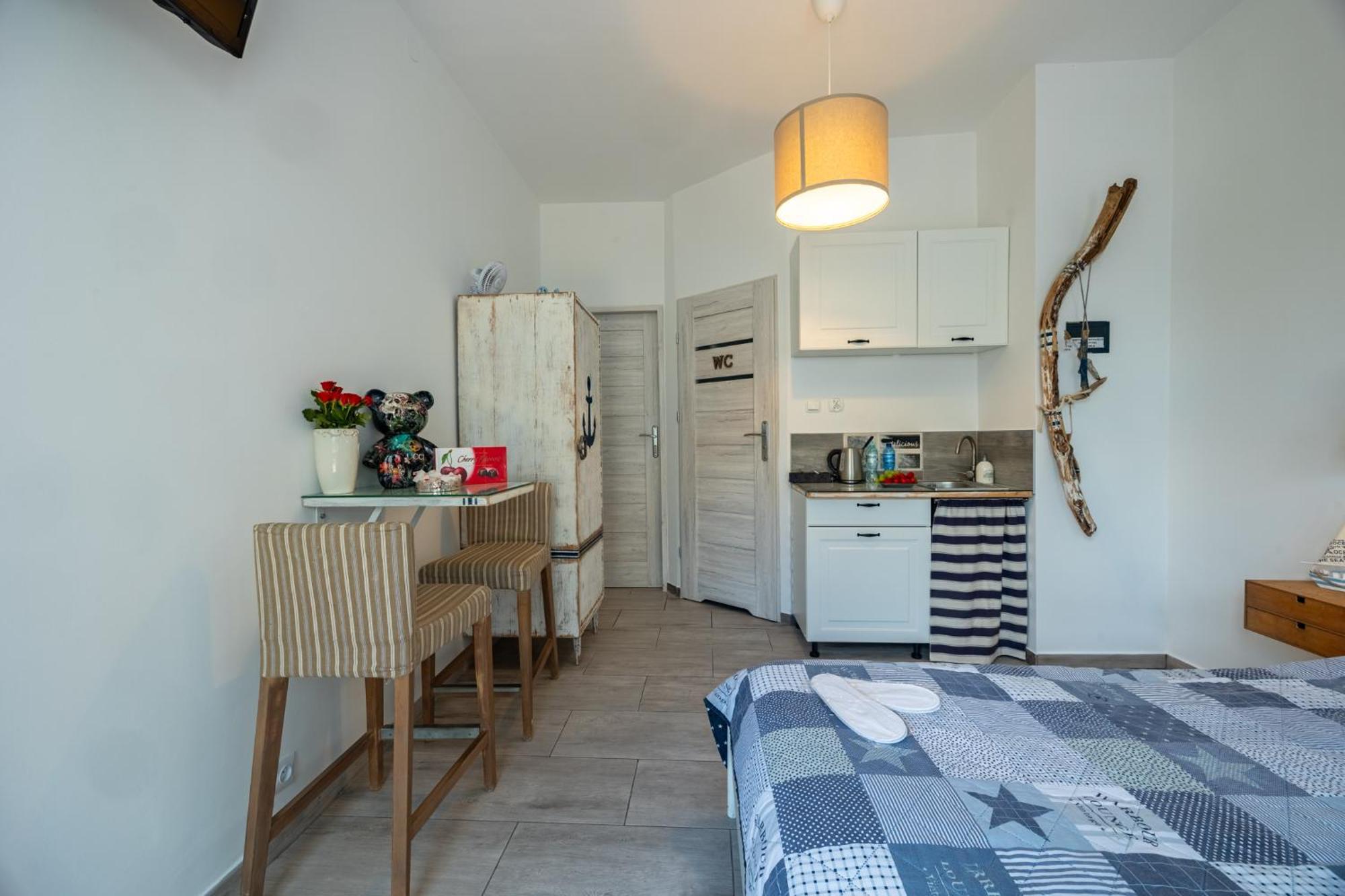 Apartamenty I Pokoje Blisko Morza Gryfa Pomorskiego 54 Miedzyzdroje Esterno foto