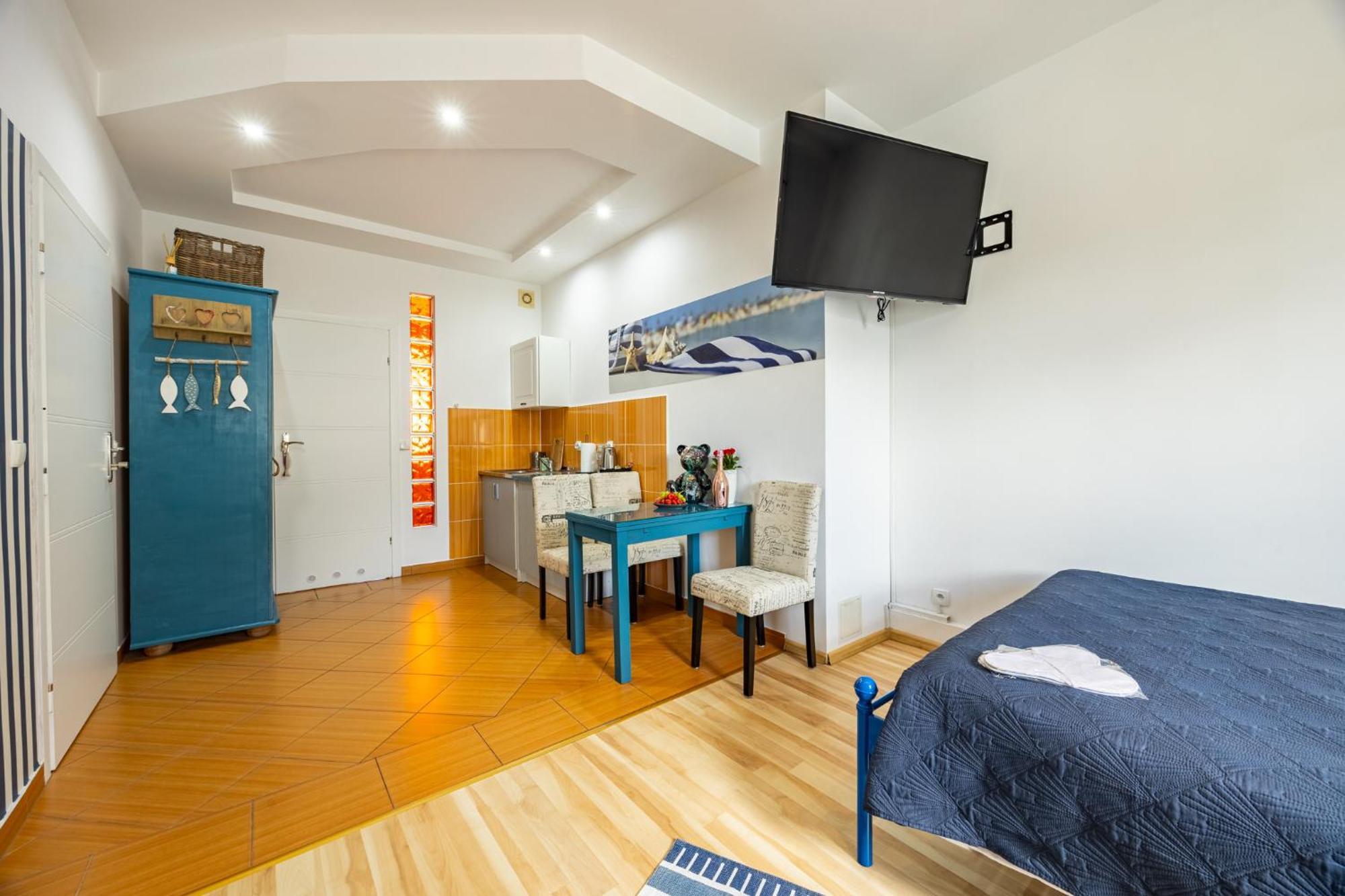 Apartamenty I Pokoje Blisko Morza Gryfa Pomorskiego 54 Miedzyzdroje Esterno foto